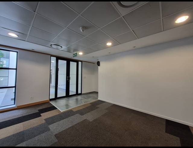 933M² OFFICE TO LET IN ILLOVO